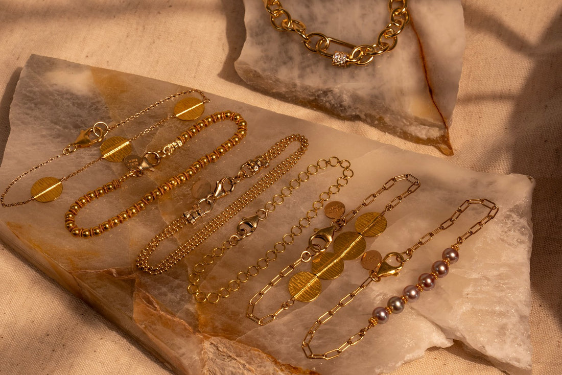14 and 18Kt Gold Bracelet Collection