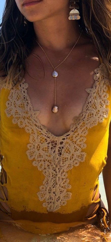 White Pearl Y Necklace