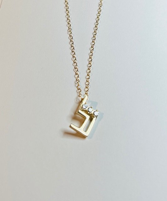Lev Necklace in 18Kt Gold and Diamonds