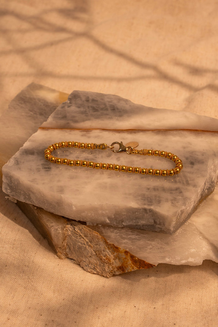 A Gold Stack must!!! 18Kt Gold, Bead Bracelet