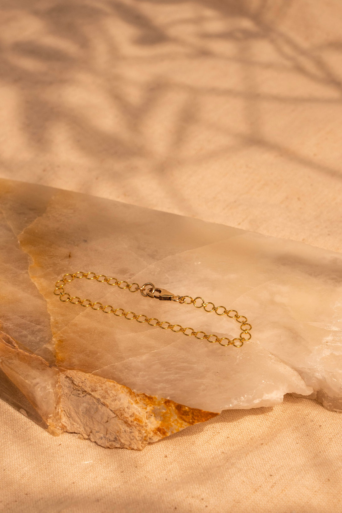 A Classic Open link 22Kt. Gold Bracelet