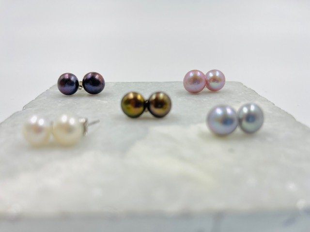 8-9 mm Pearl Studs Shown in White,Pink,Grey,Brown and Tahitian Earrings